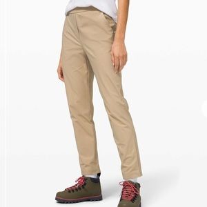 Lululemon Your True Trouser 7/8 Pant in Khaki